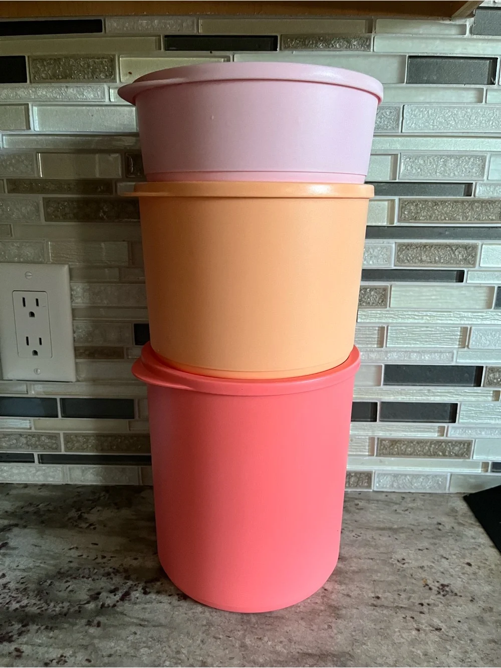 Basic Bright Canister Set Tupperware